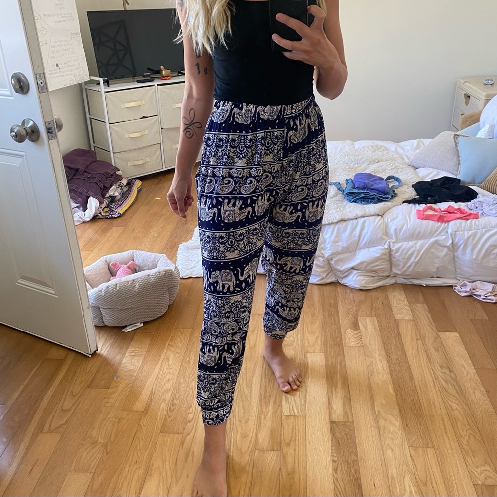 Elephant Pants Small Navy and White